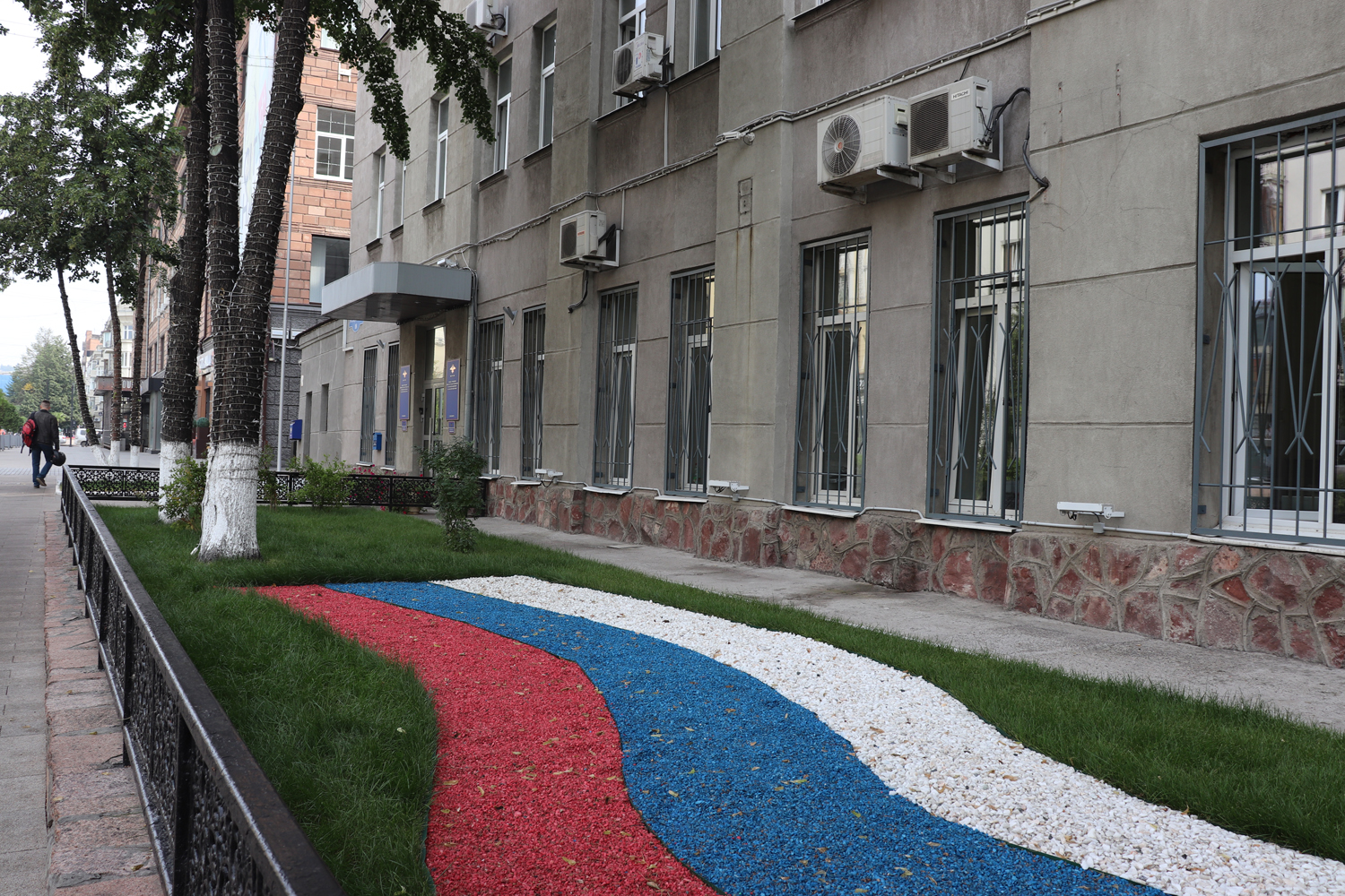 В Центральном районе наградили победителей конкурса «Самый благоустроенный  район» | 30.08.2019 | Красноярск - БезФормата