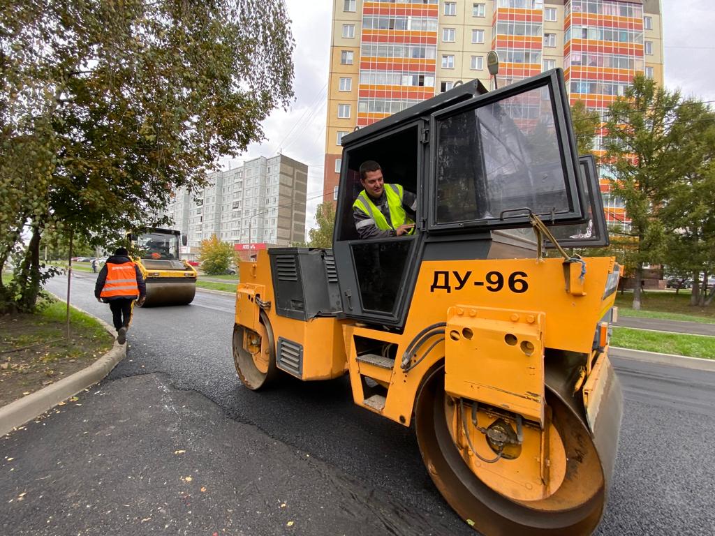 Ход дорожных работ в красноярском Солнечном проинспектировал первый  замглавы города Вадим Войцеховский — Новости Красноярска на 7 канале