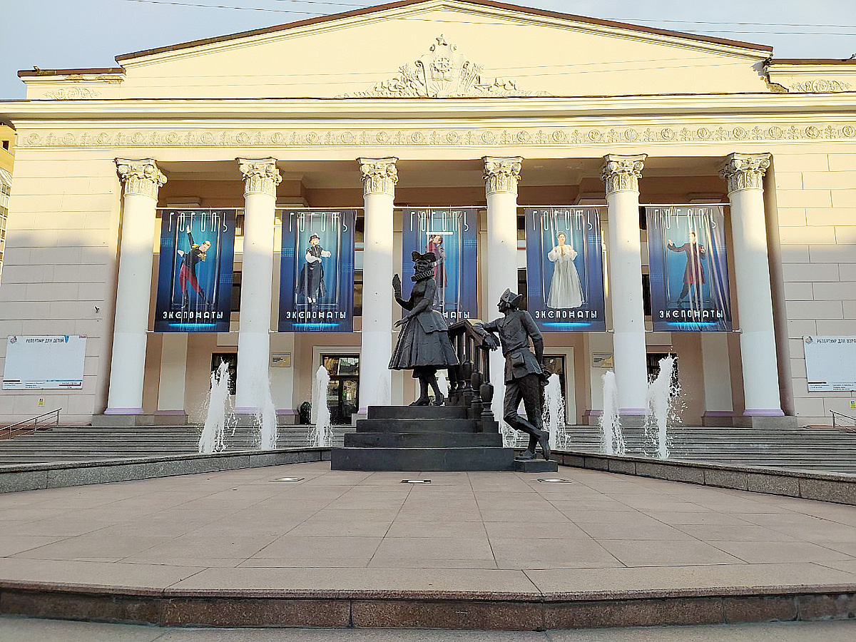 В Красноярске сезон фонтанов завершится свето-музыкальным шоу на  Театральной площади - Новости - Официальный сайт администрации города  Красноярска